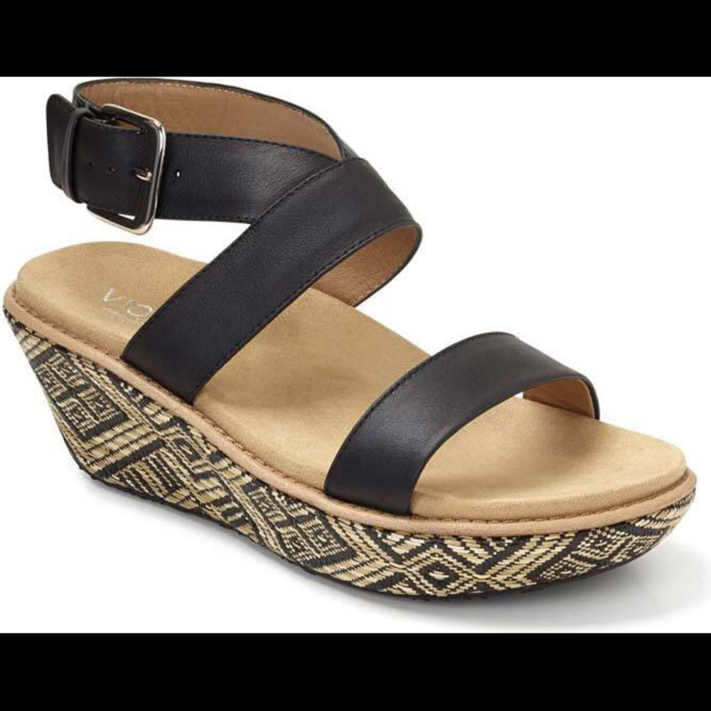Women’s Vionic, Cancun Sandals Size 6